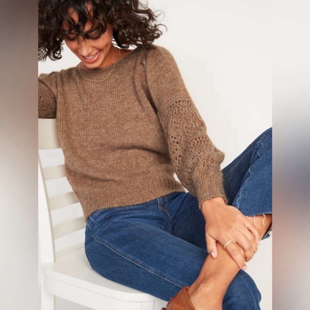 Old Navy Bell Sleeve Sweater w/ Crochet Detail - M